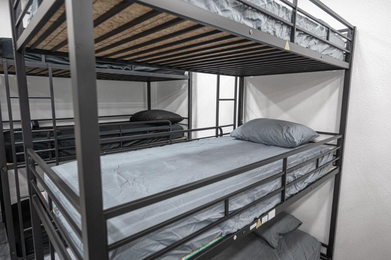 Free Airport & Strip Shuttle, & Bfast! Hostel Λας Βέγκας Εξωτερικό φωτογραφία